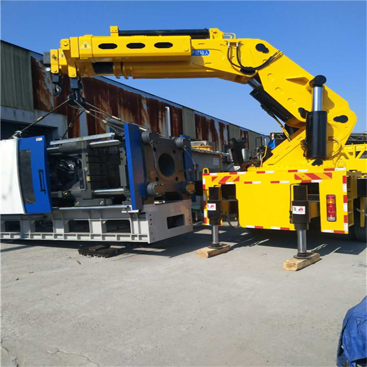 横栏镇 大吨位折臂吊出租费用解析：一小时租赁多少钱